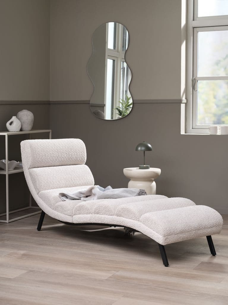 Sillón Chaise Longue felpa beis y negro LINDELSE