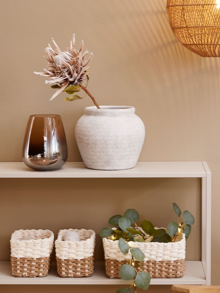 Maceta JOKUM de gres porcelánico blanca