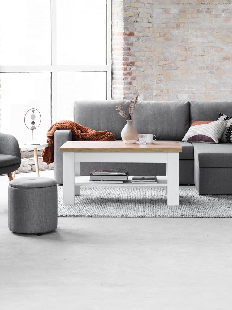 Mesa de centro rectangular blanca y madera roble