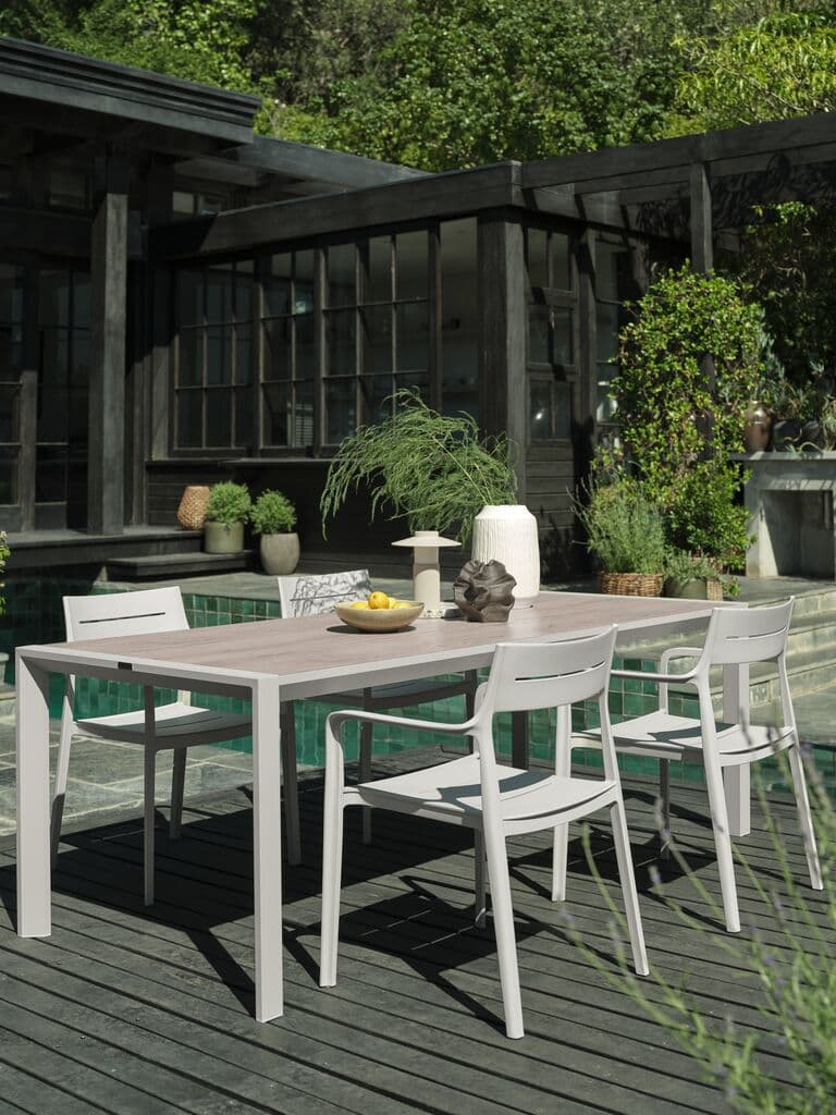 Mesa de jardín rectangular beis OTTERUP A90xL207