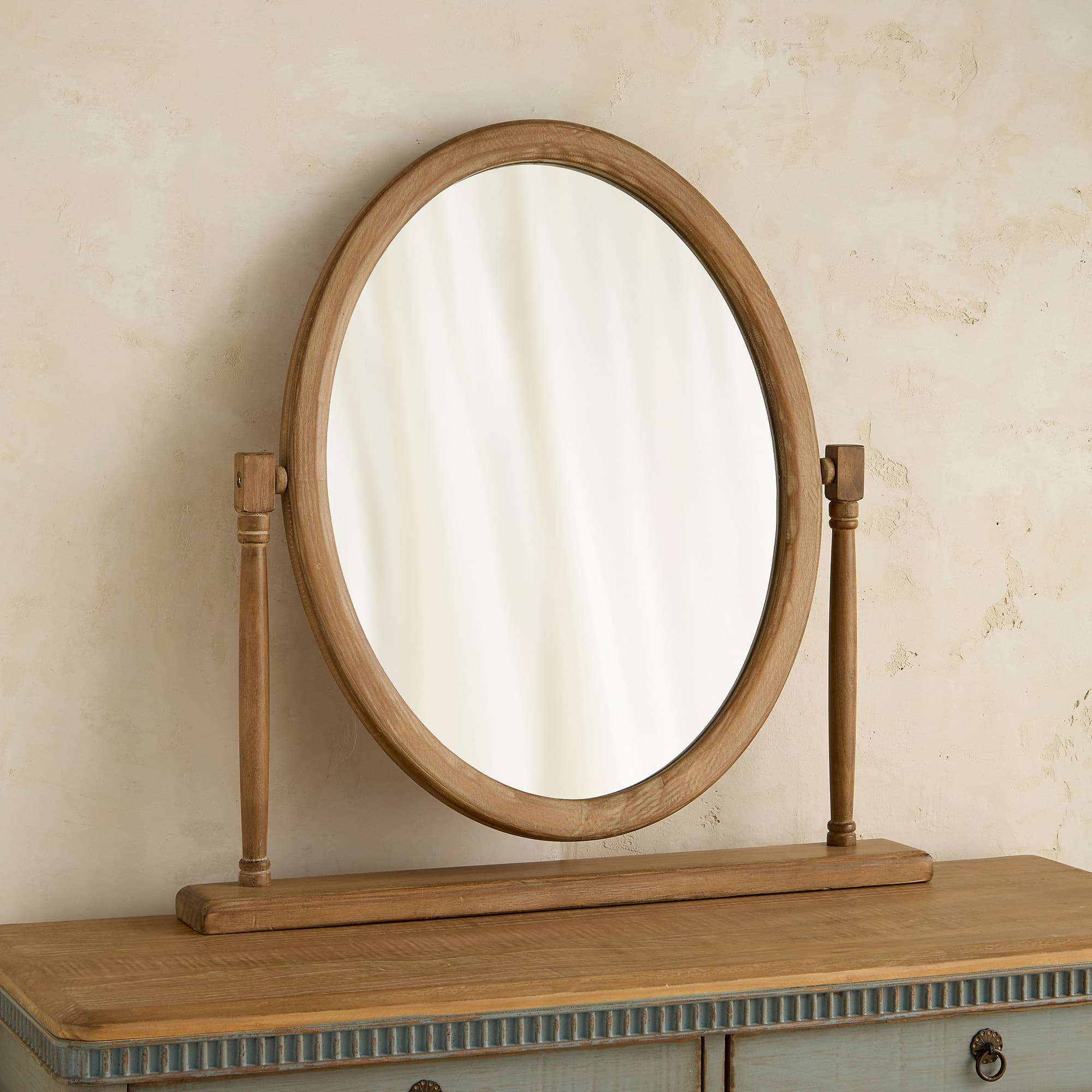 Espejo de sobremesa de madera de pino reciclado Amelia