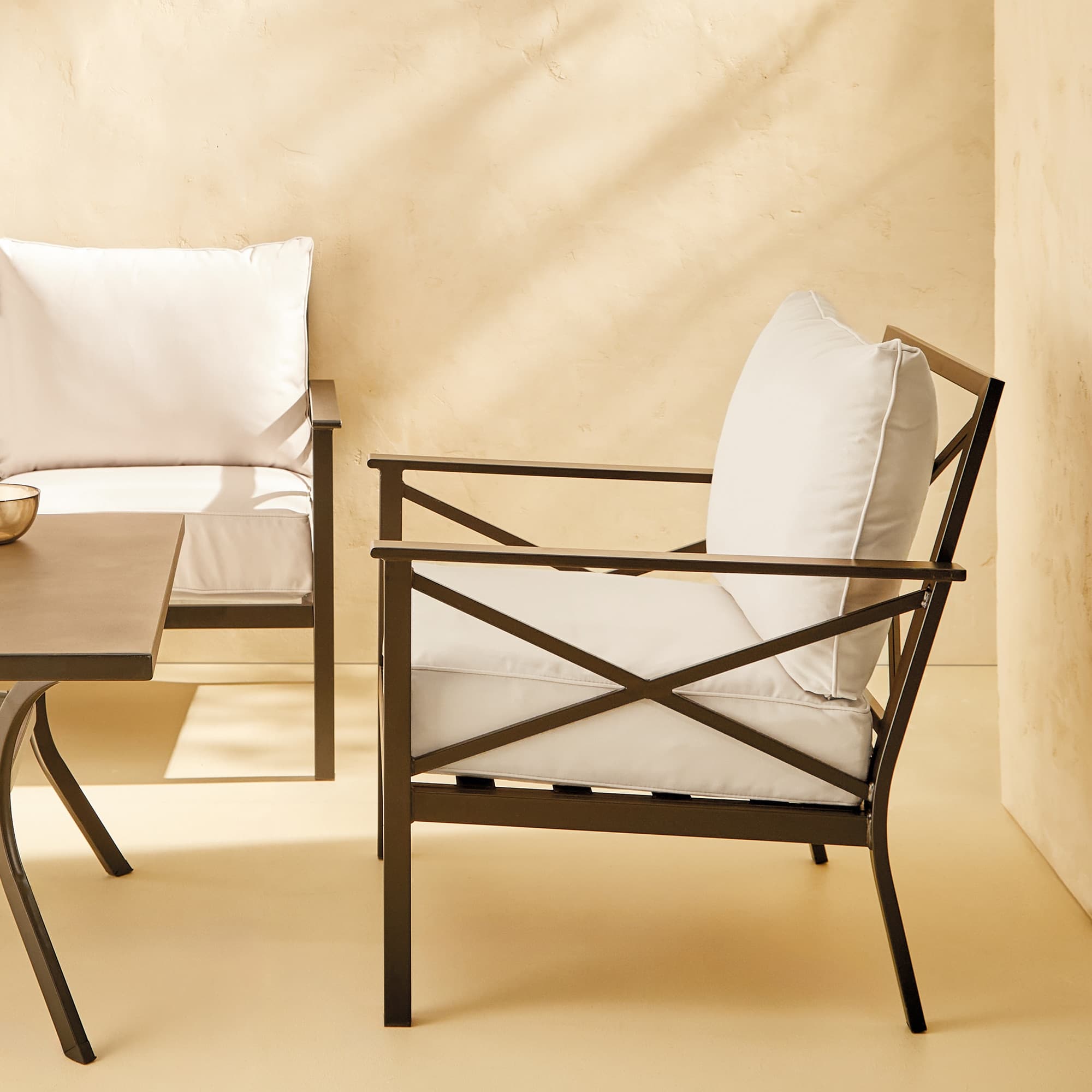 Sillón de jardín Cross con estructura metálica