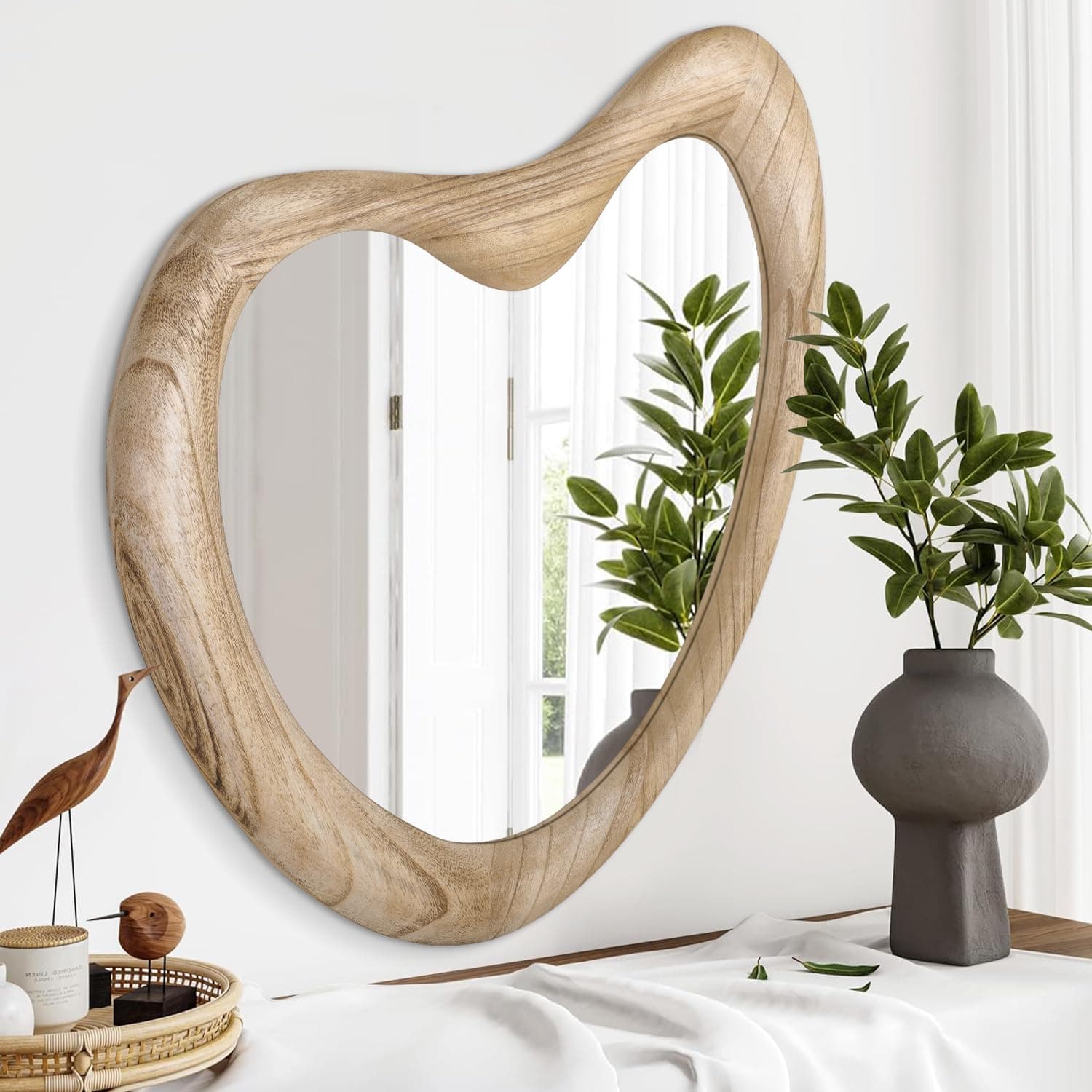 Espejo de pared asimétrico con marco de madera