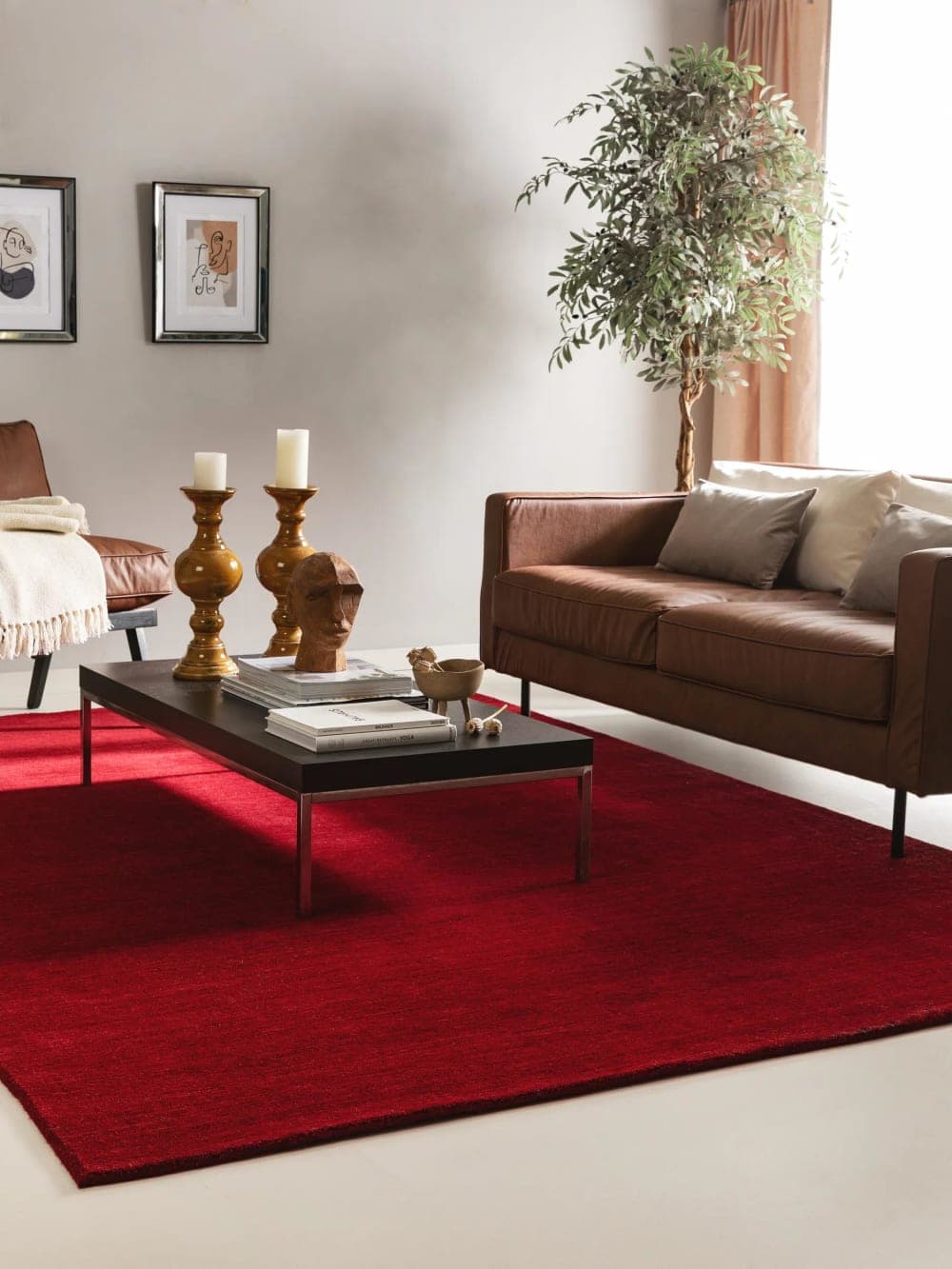 alfombra lana roja, alfombra salón roja