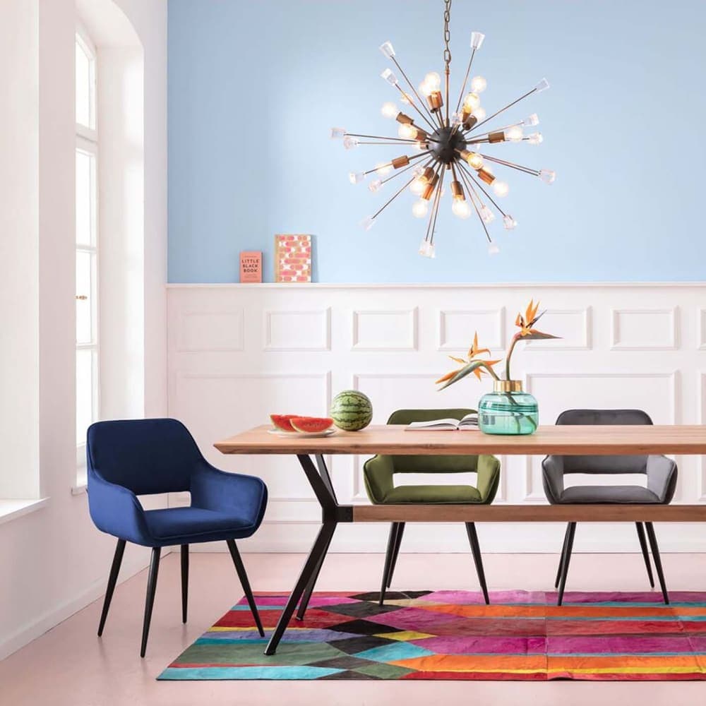 silla comedor azul con reposabrazos, silla tapizada azul patas metal