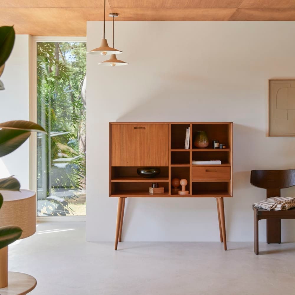 Aparador de madera de caoba estilo mid-century
