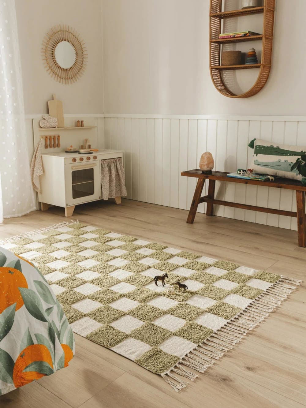 Alfombra infantil de cuadros verde y beige