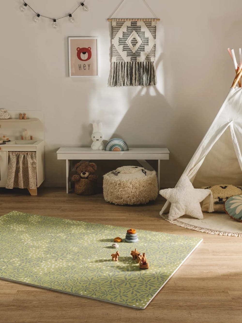 Alfombra de juego infantil verde 120x180