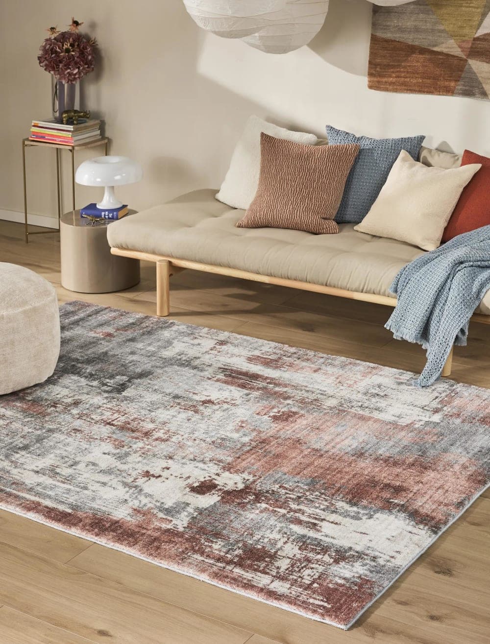 Alfombra rectangular rosa y gris de estilo moderno
