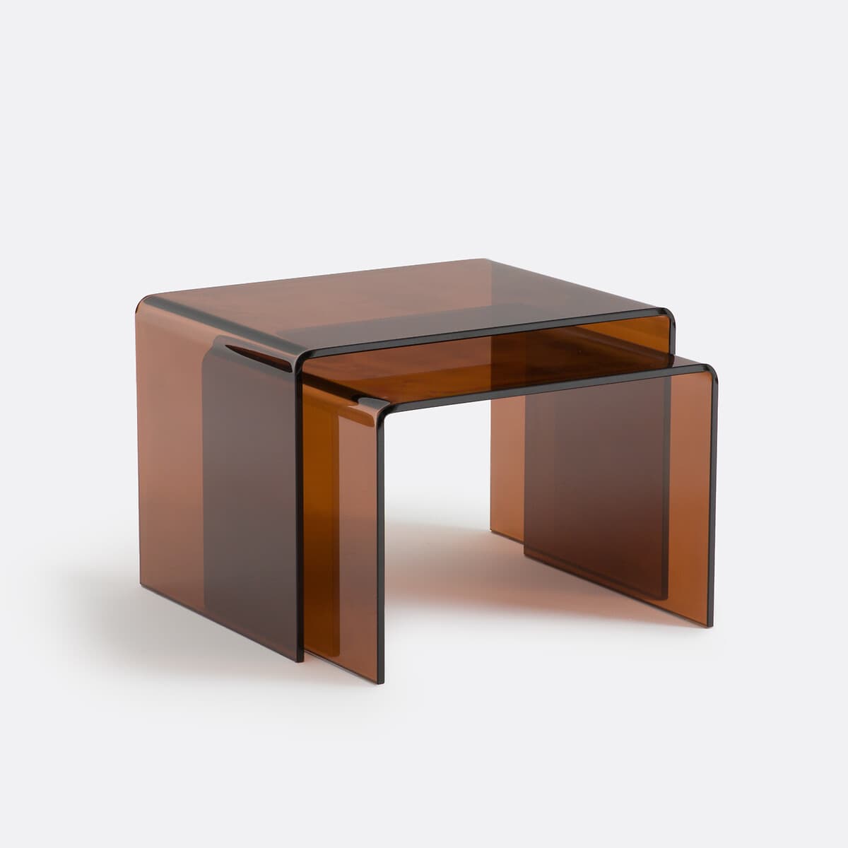 Juego de mesas nido de metacrilato color ámbar