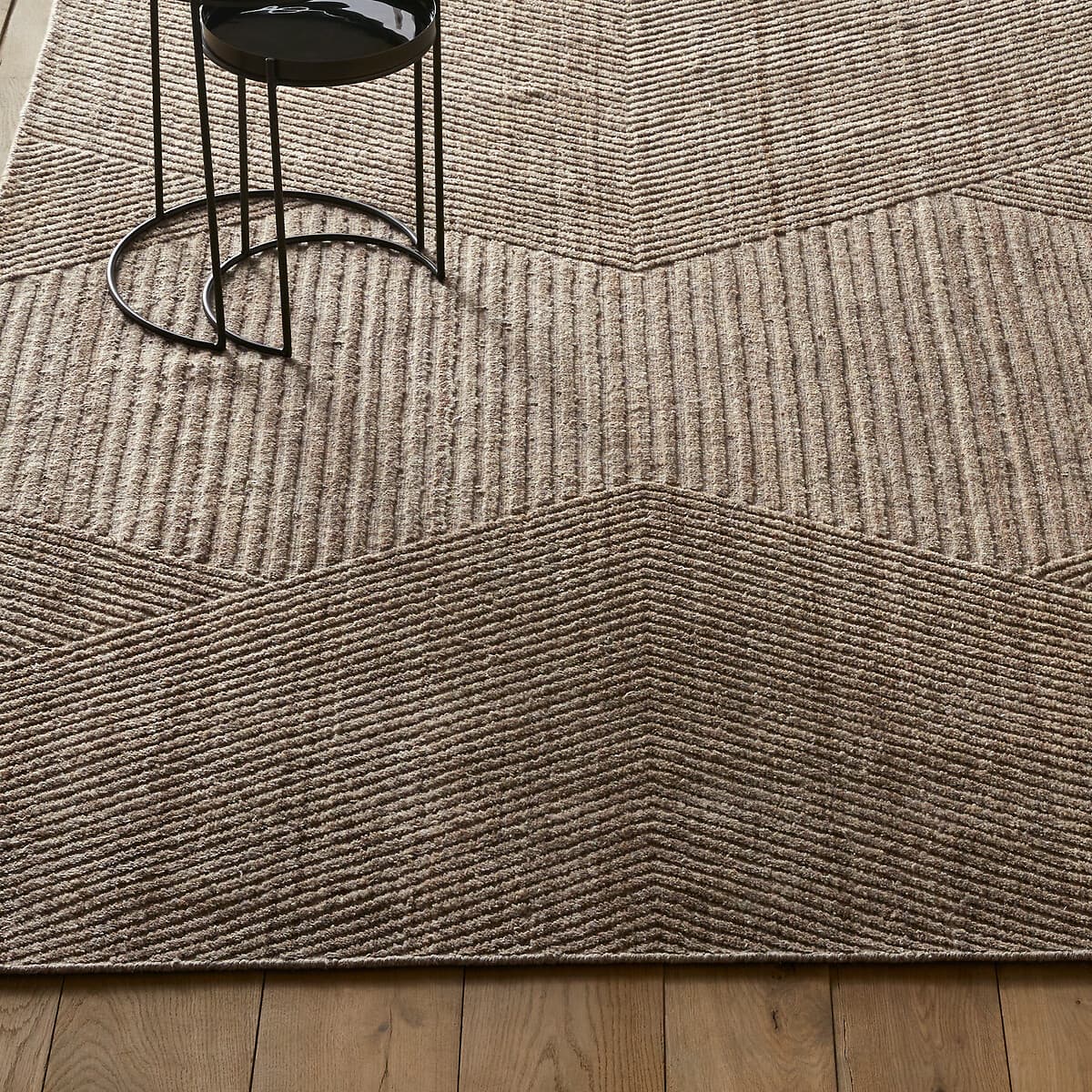 Alfombra de yute con diseño geométrico