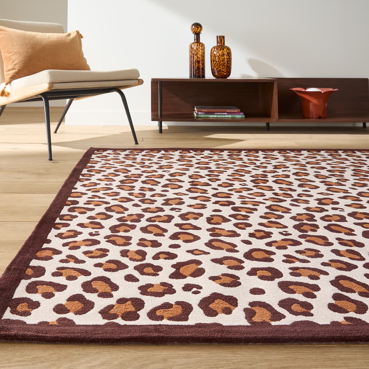 Alfombra de lana con estampado de leopardo