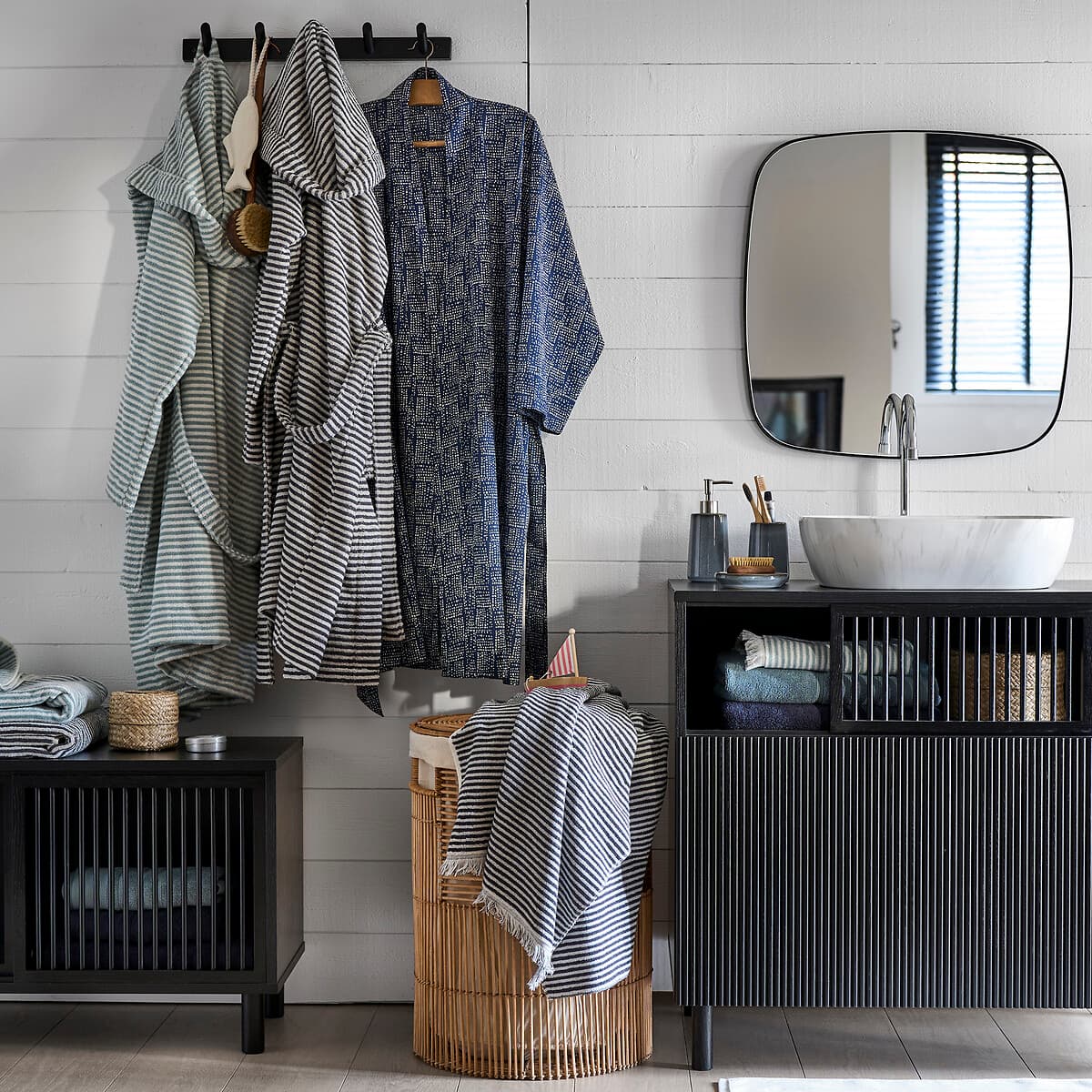 mueble baño negro moderno, mueble lavabo mármol