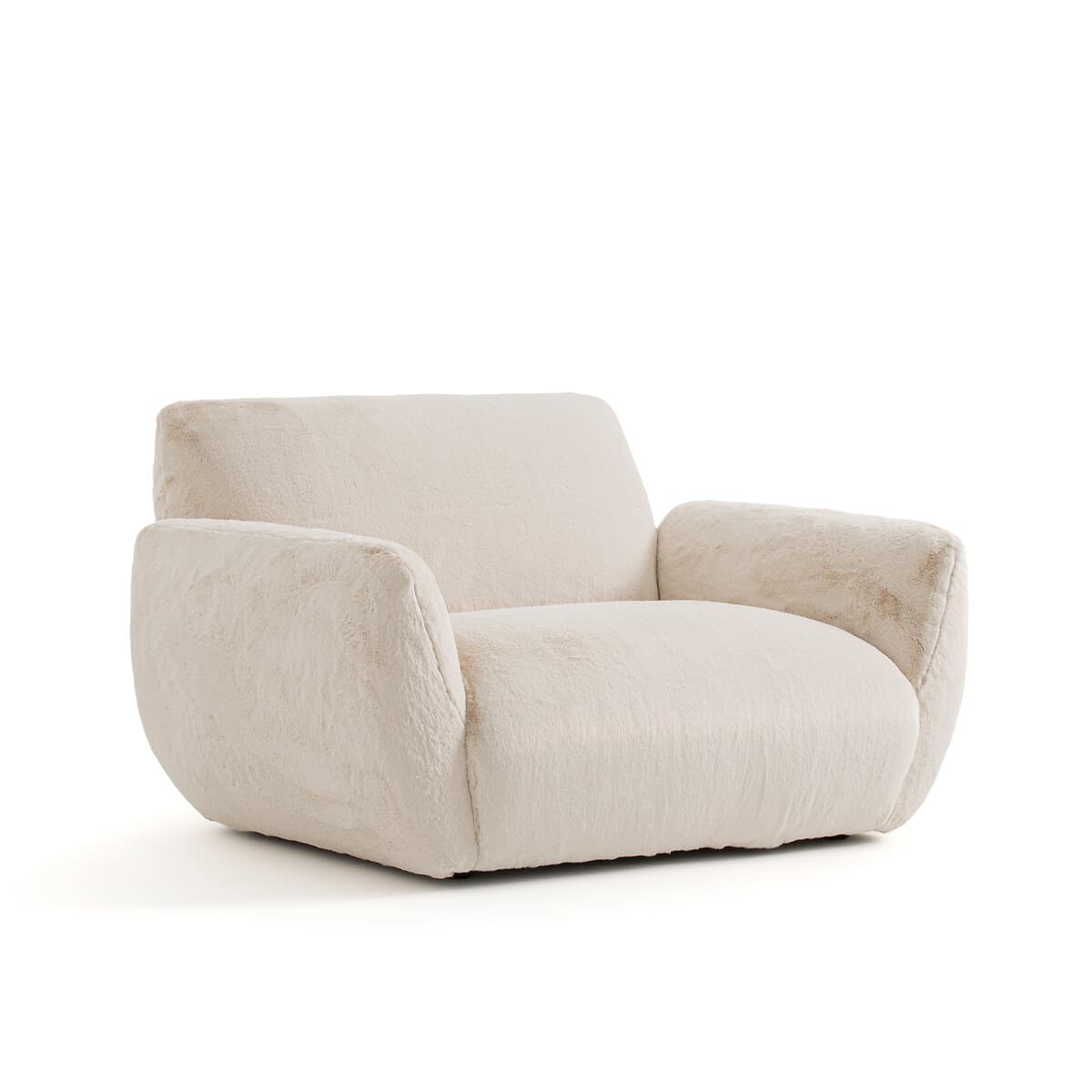 Sillón orejero tapizado en borreguito beige