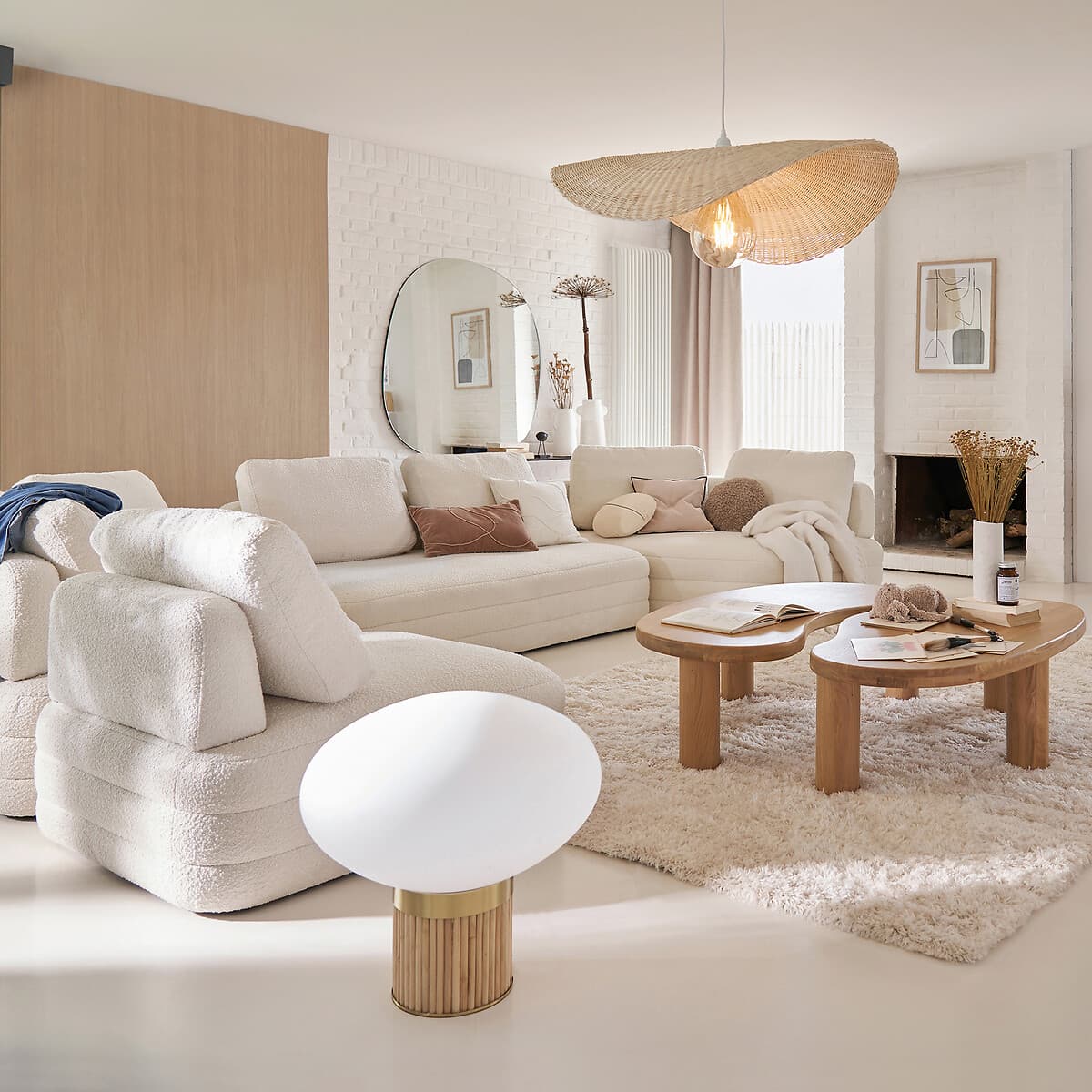 Sofá modular esquinero blanco de textura bouclé