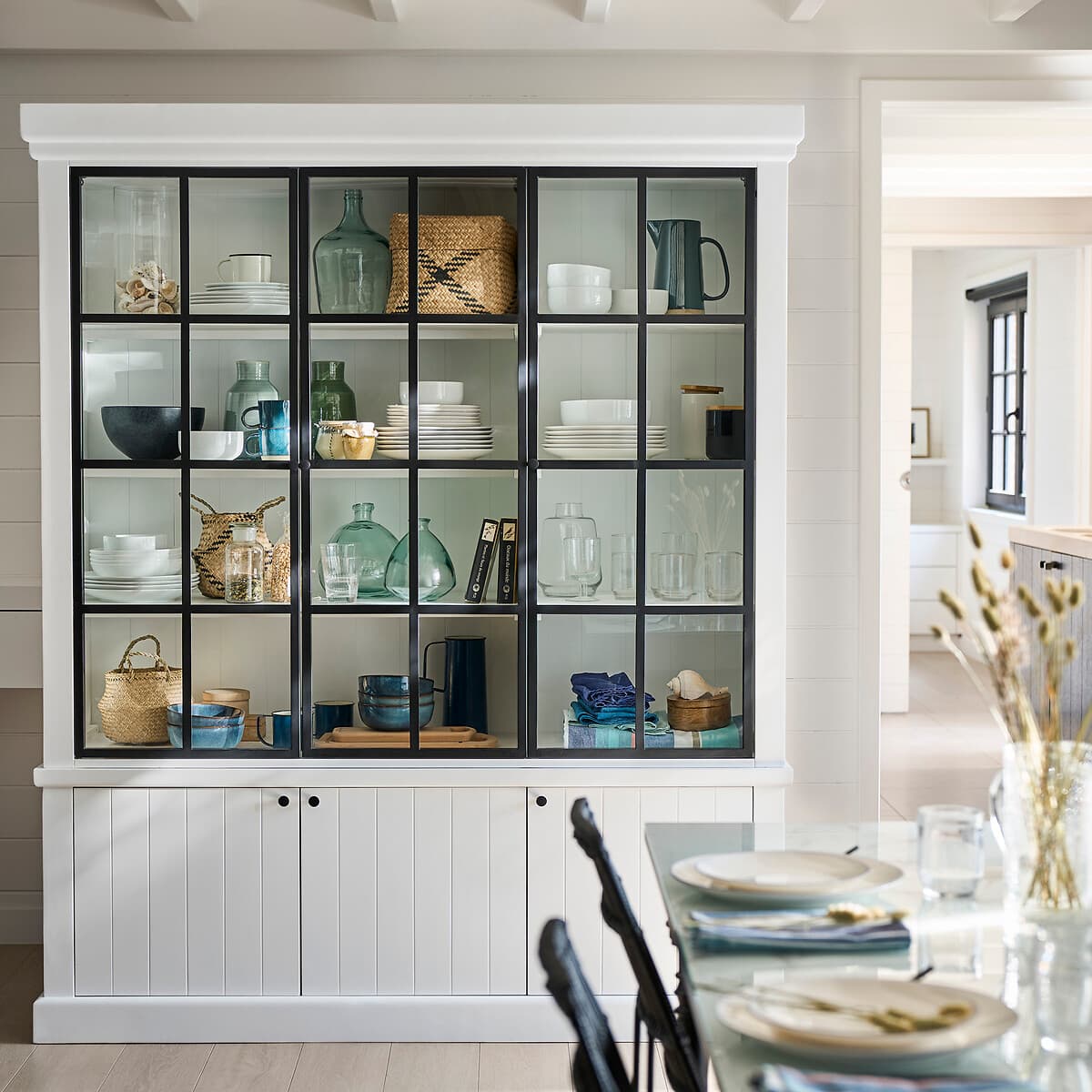 aparador blanco puertas cristal, vitrina estilo escandinavo