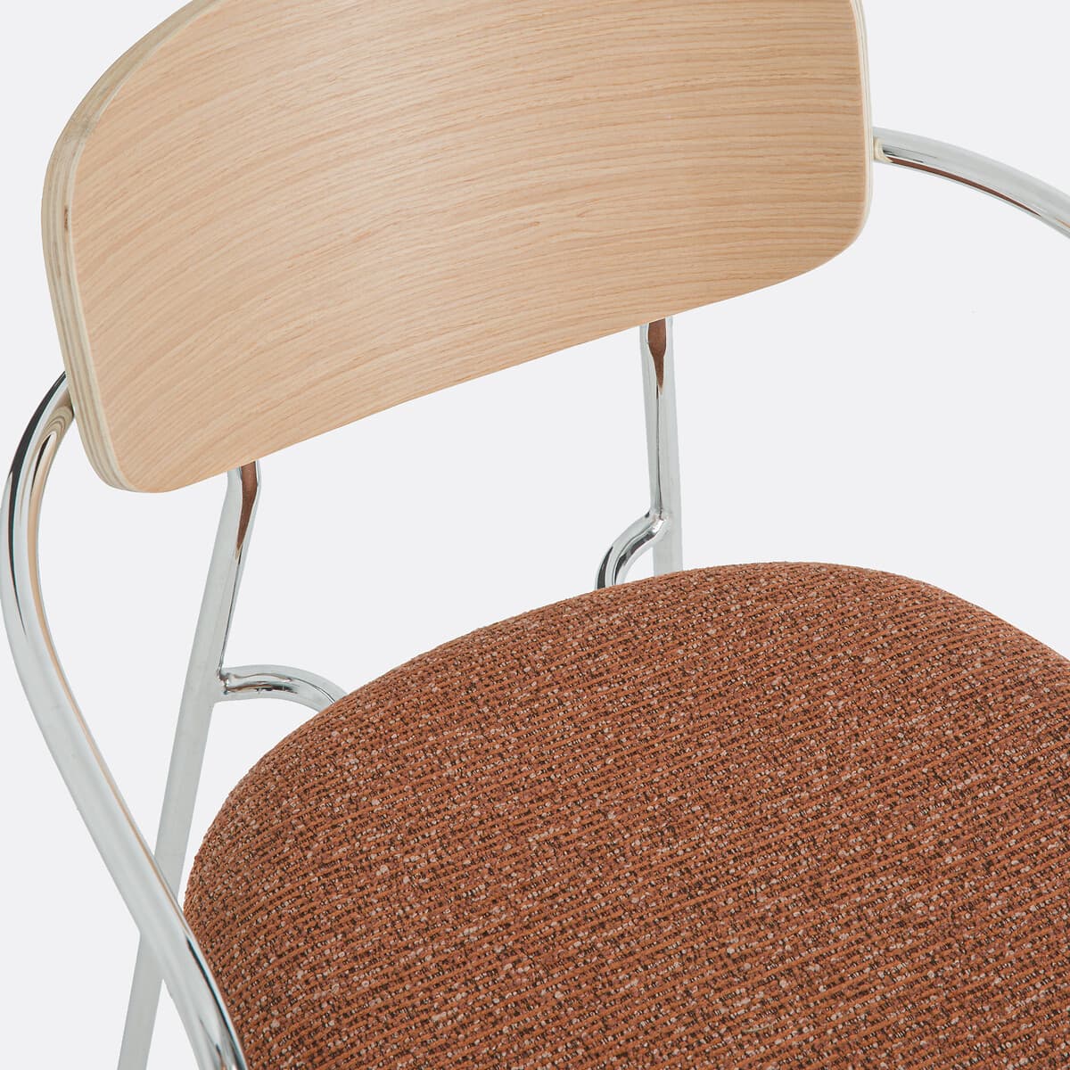 Silla de Comedor con Tapizado Texturizado y Estructura Tubular Cromada