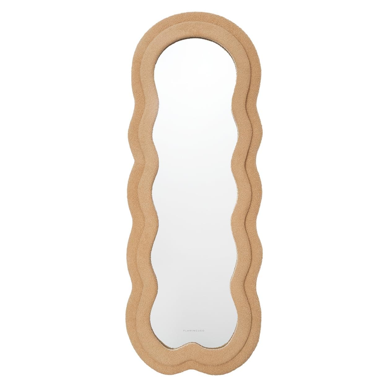 Espejo de pared con marco ondulado de madera clara