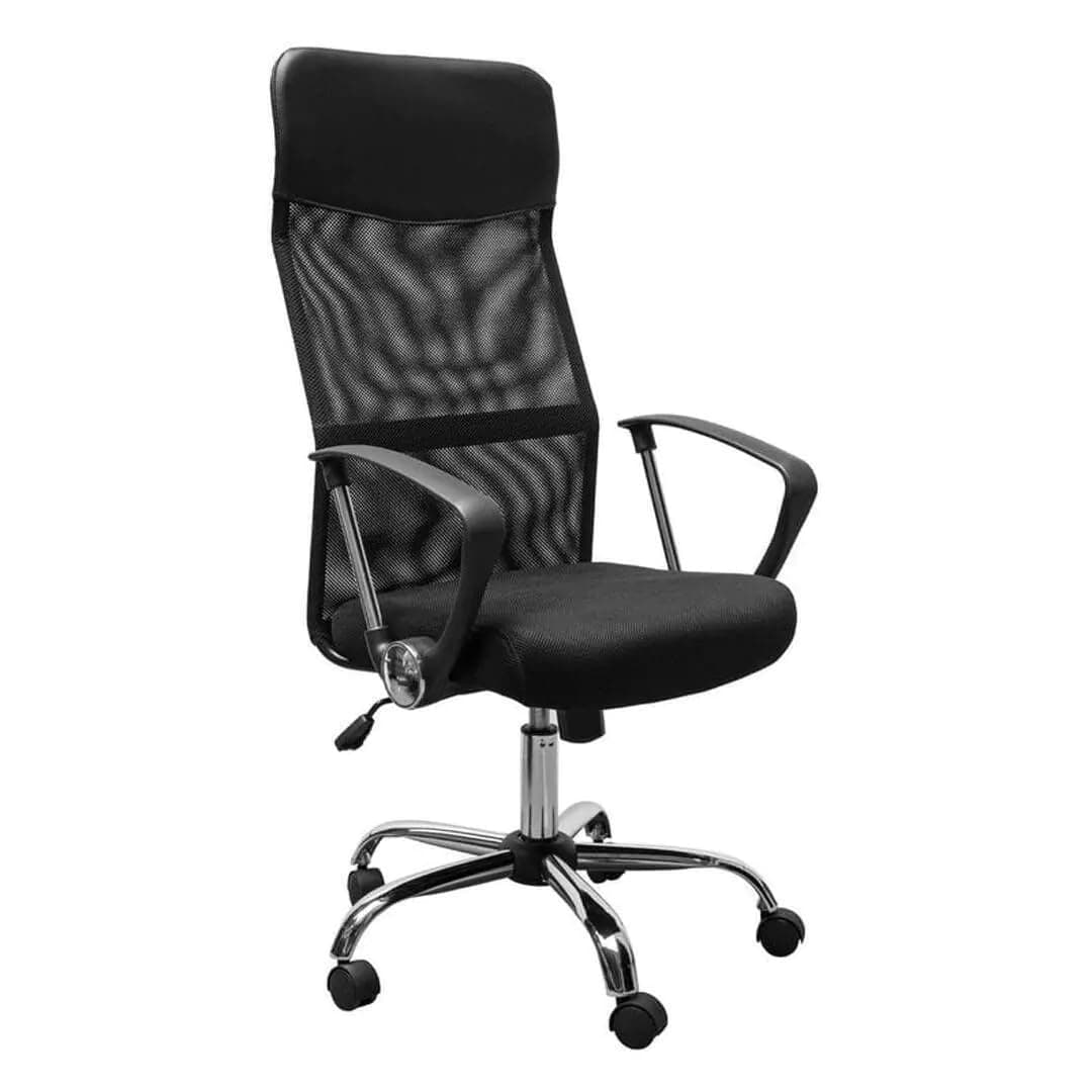 Silla de oficina ergonómica negra con malla