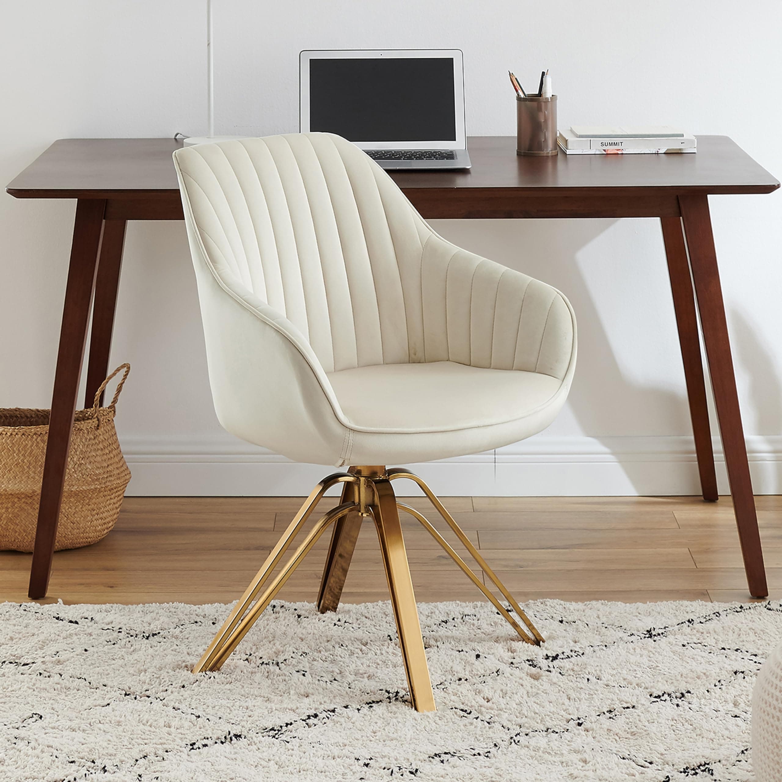 Silla de escritorio giratoria tapizada en terciopelo beige