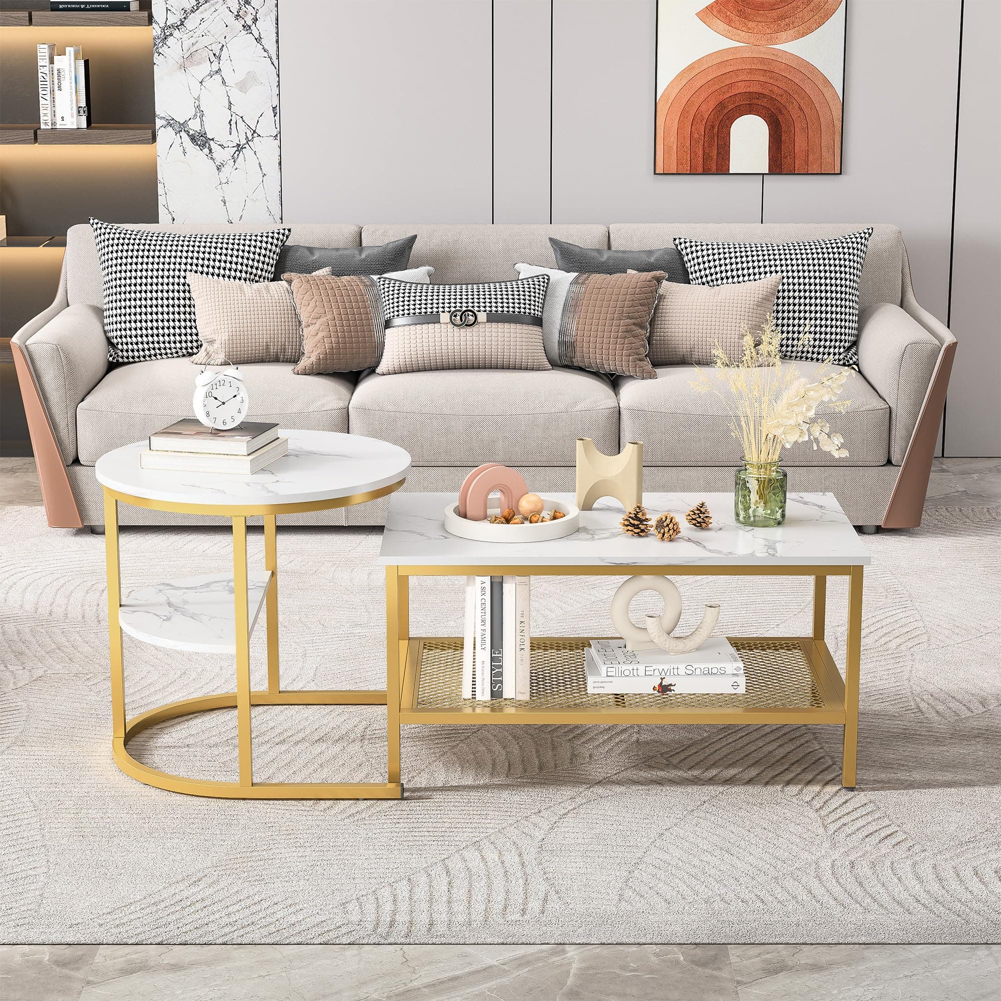 Mesa de centro y mesa auxiliar con superficie de mármol blanco y detalles dorados