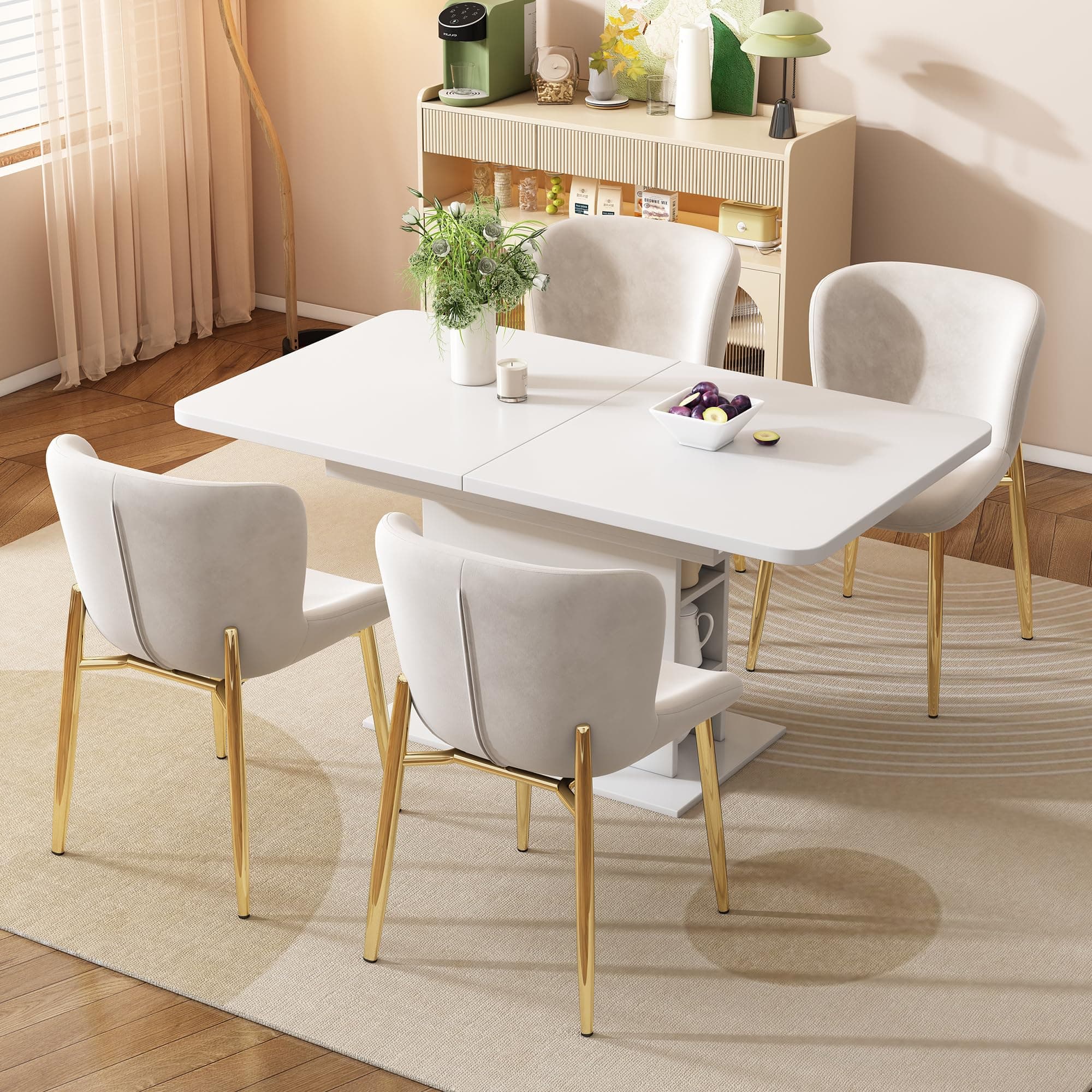 Mesa de comedor extensible blanca con sillas tapizadas beige